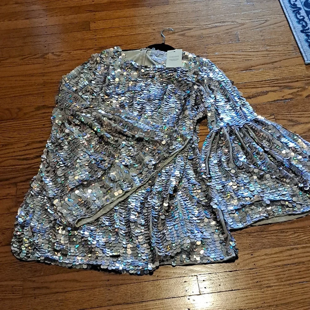 Sequin mini dress size 14 irridescent  flared sleeves - Picture 2 of 3